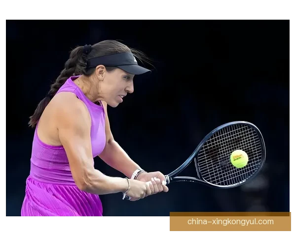 佩古拉强势逆转再晋级迪拜决赛