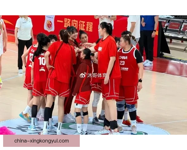 中国女篮轻取捷克收官 韩旭回归助力大胜